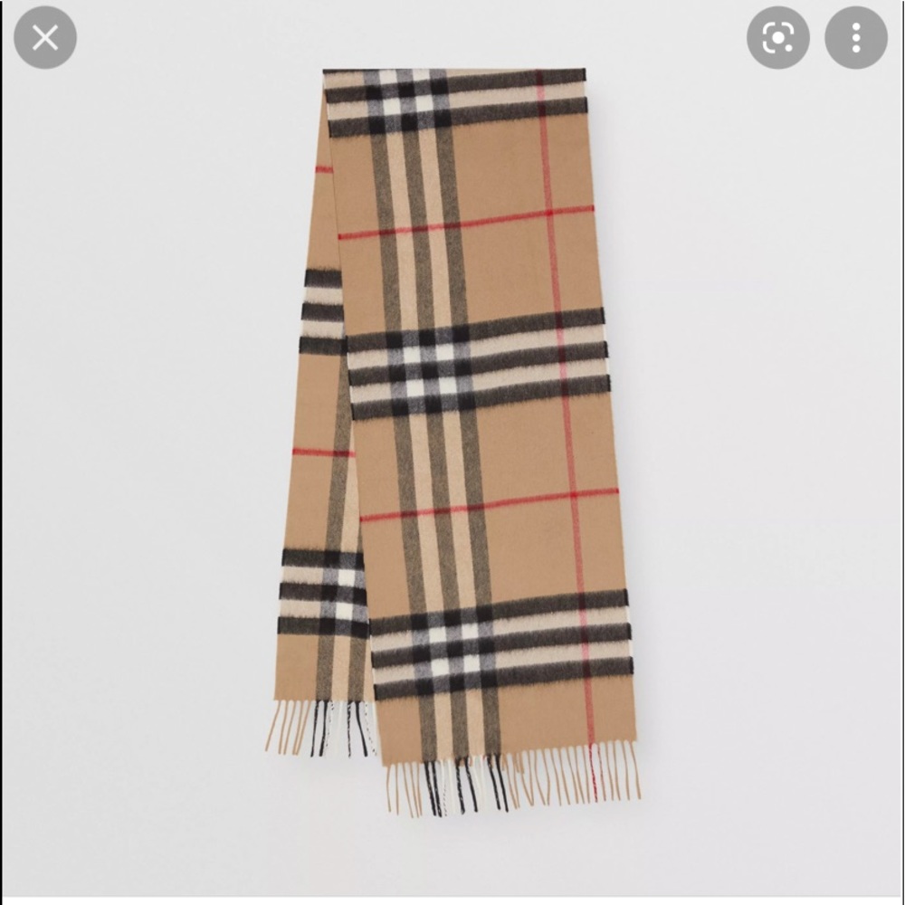 Plaid scarf